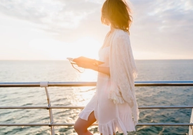 Yacht Wedding Photography Tips: Capturing Stunning Moments on the Ocean sidebar image